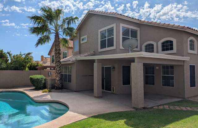 3202 E MOUNTAIN VISTA Drive