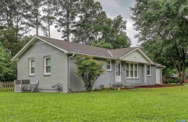 619 Graycroft Drive
