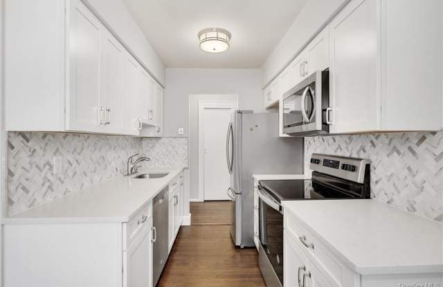 Photo of 114 Nottingham Road unit: H