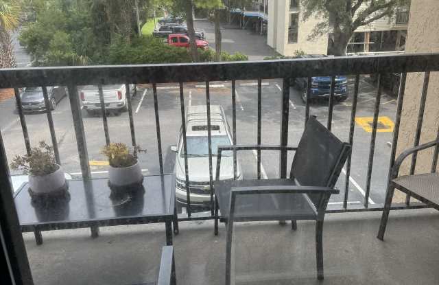 210 75th Avenue North