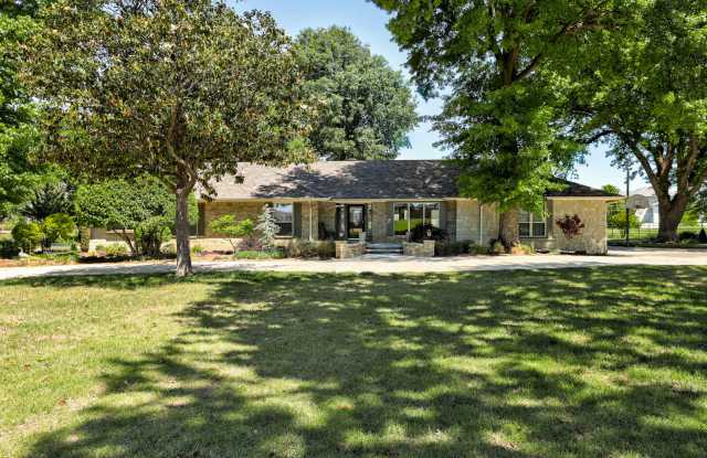 1501 East Cedar Lane Road