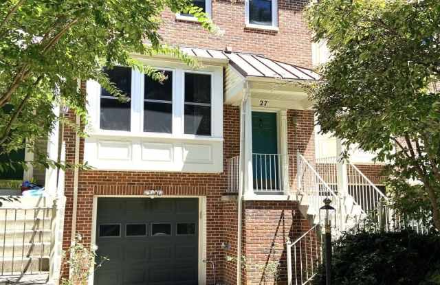 Photo of 27 BEACON HILL WAY