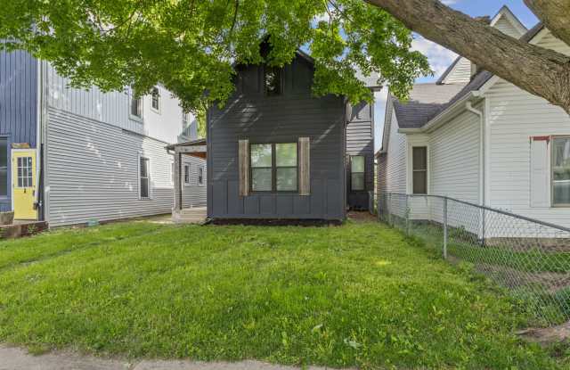 1806 Woodlawn Avenue