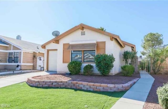 7221 Girard Dr - 7221 Girard Drive, Spring Valley, NV 89147