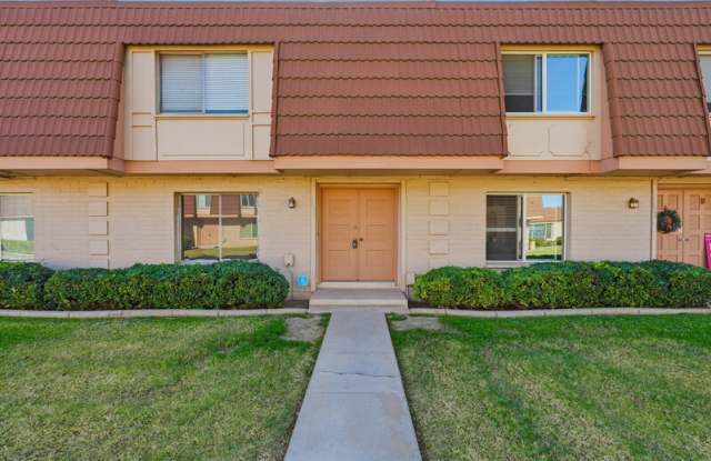 1628 East Logan Drive