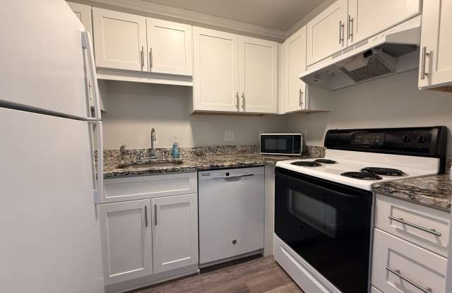 7700 Porcher Drive - 2204