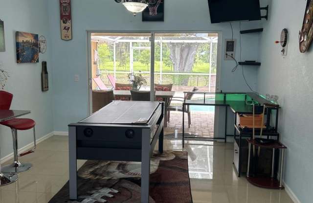 2590 Abbotsford Street