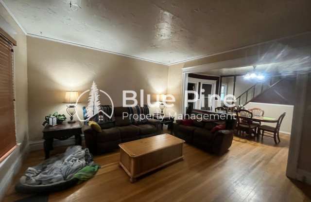 284 South Ridge Avenue