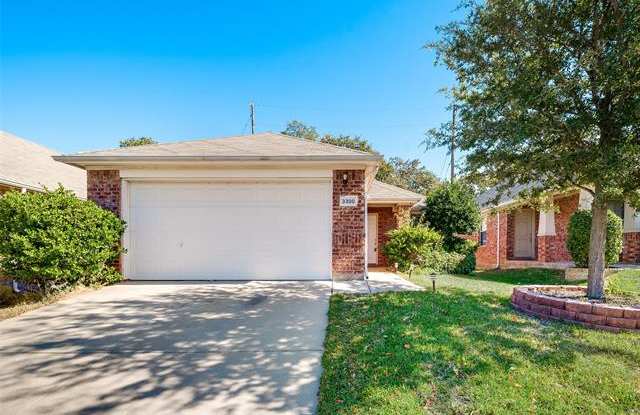 3300 Versante Drive - 3300 Versante Drive, Bedford, TX 76021