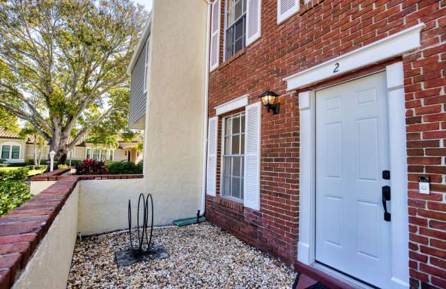 Seasonal Short-Term Townhouse on Venice Island close to Venice Beach!