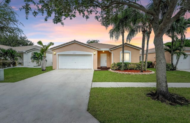 2421 SW 103rd Way - 2421 Southwest 103rd Way, Miramar, FL 33025