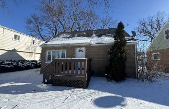 Photo of 16935 Western Avenue