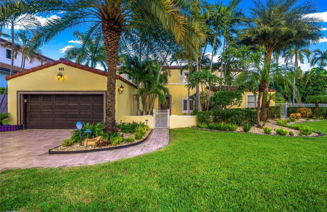 Photo of 500 Royal Plaza Dr