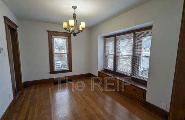 1317 West Shiawassee Street