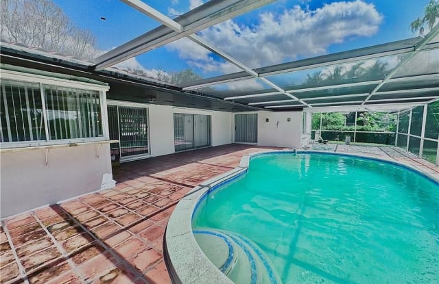 14110 Lake Candlewood Ct - 14110 Lake Candlewood Court, Miami Lakes, FL 33014