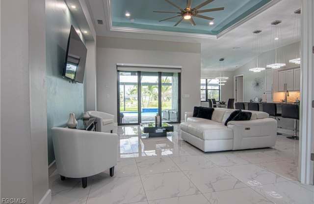 1833 SW 11th Terrace