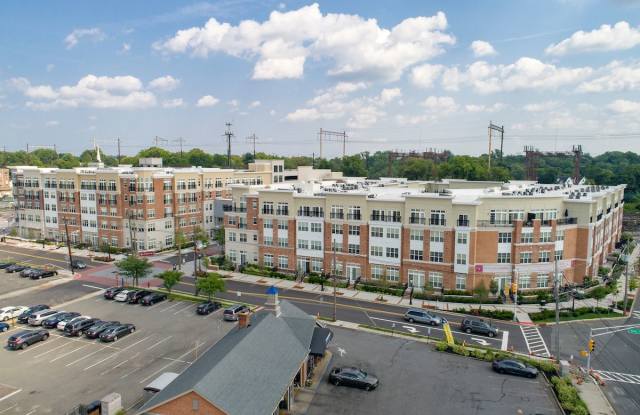 Photo of Woodmont Metro at Metuchen Station