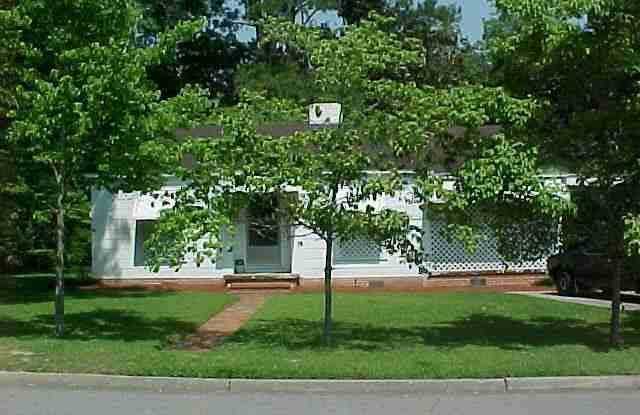 113 Westmont