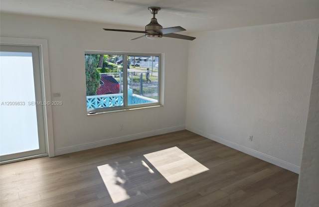 11412 NW 11th Ave