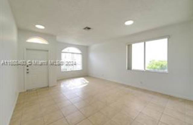 3704 Woodfield Court