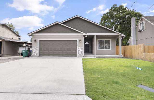 10902 E Fairview Ave - 10902 East Fairview Avenue, Spokane Valley, WA 99206