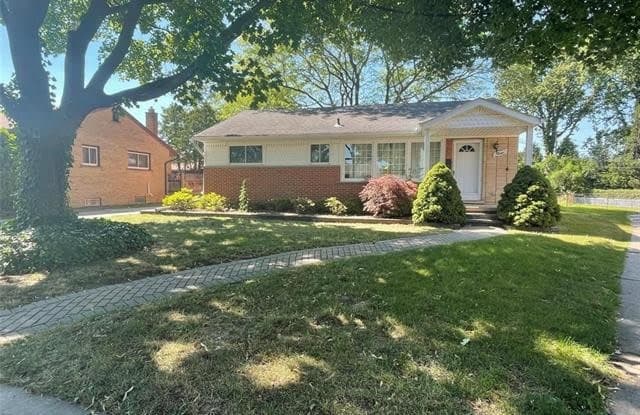 3 WAYNEWOOD - 3 Waynewood Court, Dearborn, MI 48124