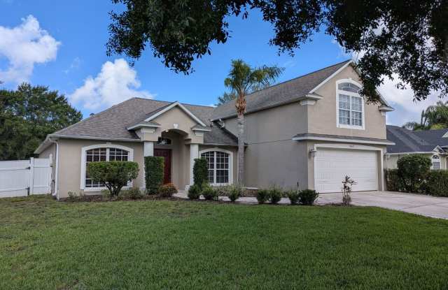 Photo of 5 Bedroom Home at East Lake Cove in Saint Cloud