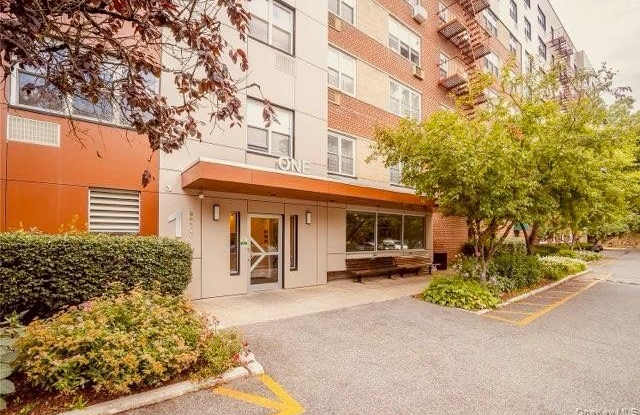 Photo of 1 Balint Drive unit: 366