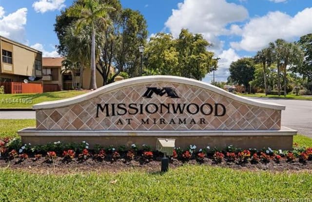 2954 West Missionwood Lane - 2954 West Missionwood Lane, Miramar, FL 33025