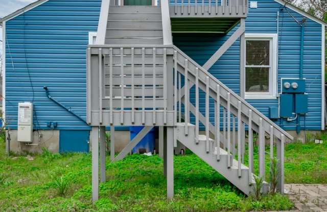 Pre-Leasing for the 26-27 School Year! - Well established neighborhood in prime location