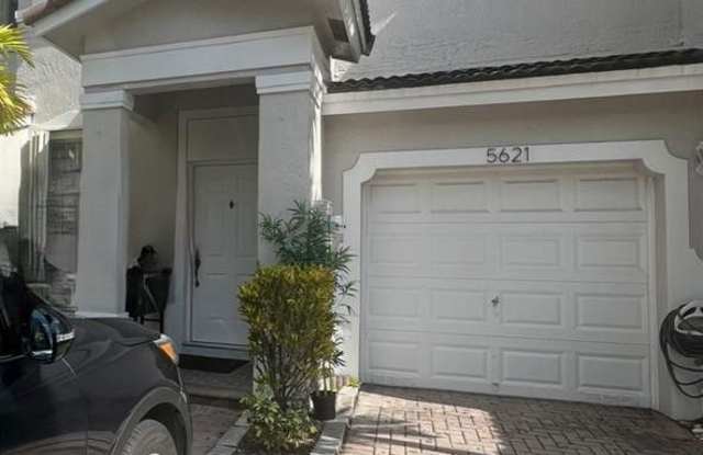 5621 Northwest 112th Court