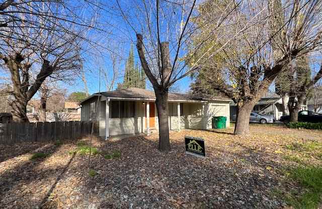 Photo of 644 West 4th Avenue