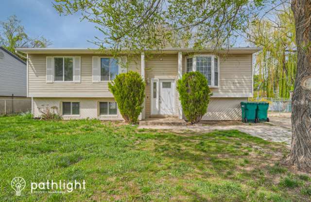 5891 South 2550 West
