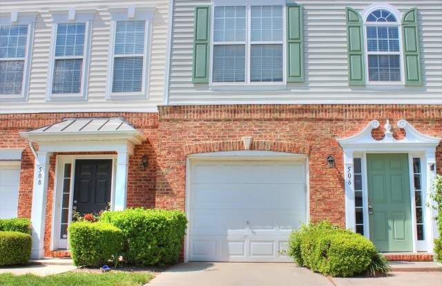 Great 2 Bedroom, 3 Floor Town Home with 1st Floor Bonus Room- Morrisville - Available July 15th!