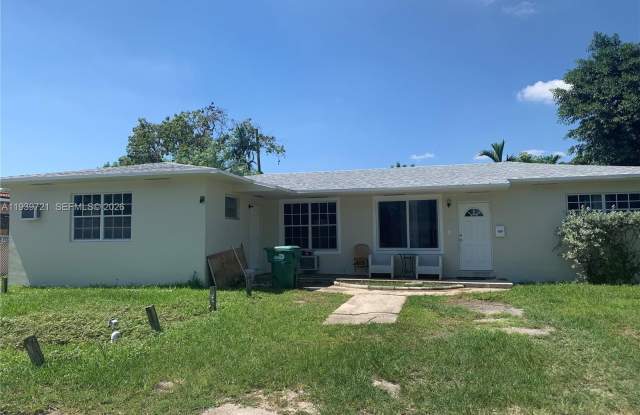 Photo of 15020 NE 6th Pl