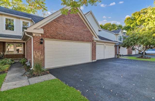 2116 Glasgow Court unit: 2116