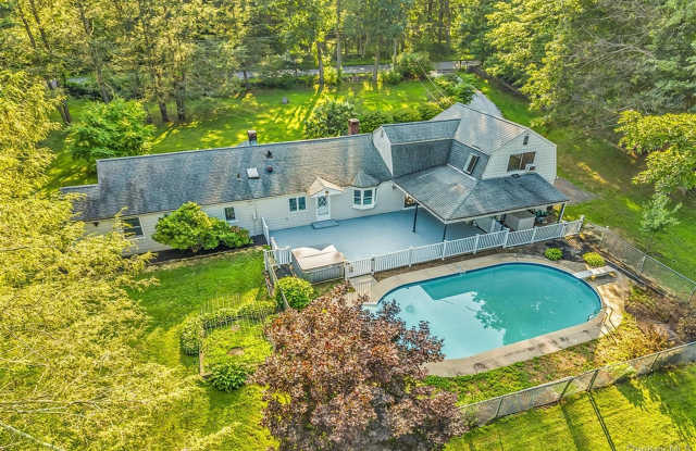 Photo of 8 West Lane