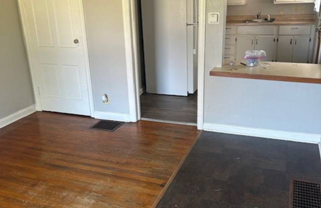 4256 Crittenden Avenue