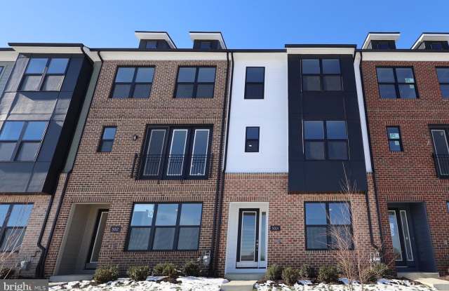 Photo of 5014 HENRY KING WAY