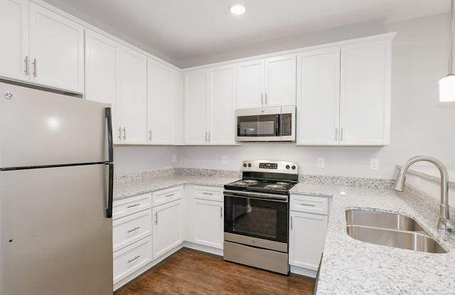 1220 Pleasant Ridge Rd Unit C11