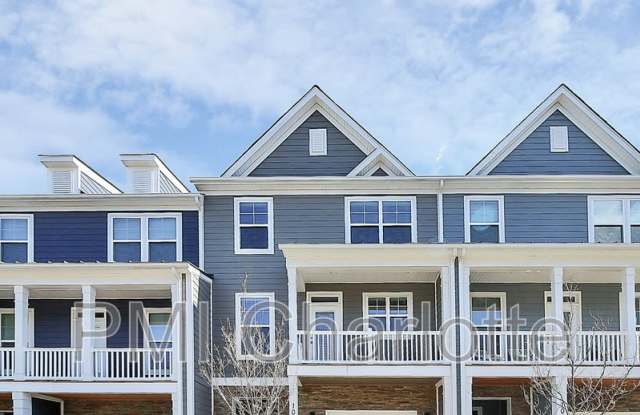 Photo of 10436 Glenmere Creek Cir