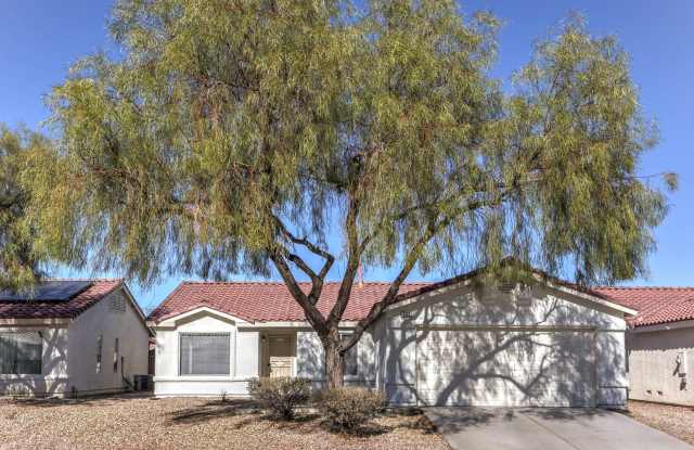 1 Story Las Vegas home for rent.