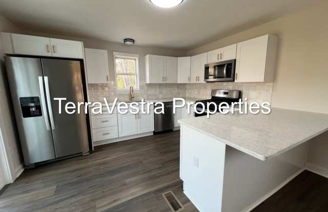 3 Bed Single Family in Clayton! Eligible for $500 Security Deposit.