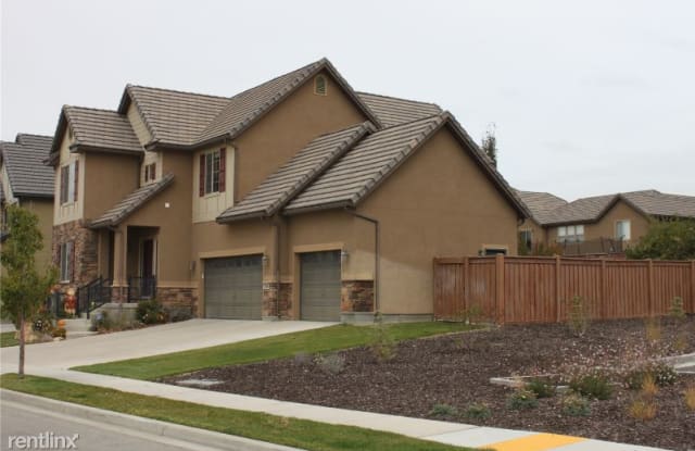 2746 W Shady Bend Ln - 2746 W Shady Bend Ln, Lehi, UT 84043