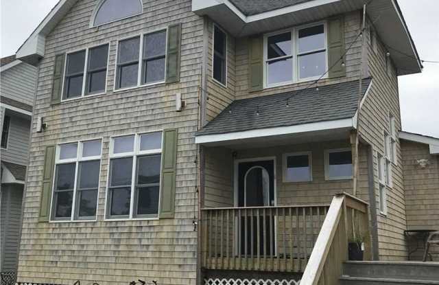 22 Bungalow