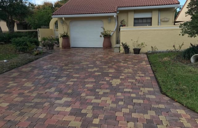 2075 NW 15th Place - 2075 Northwest 15th Place, Delray Beach, FL 33445