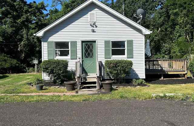 1572 Main Road
