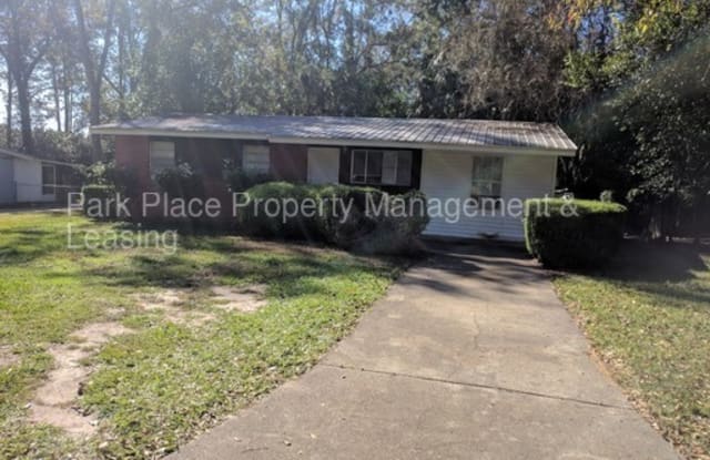 2131 Oxford Road - 2131 Oxford Road, Tallahassee, FL 32304