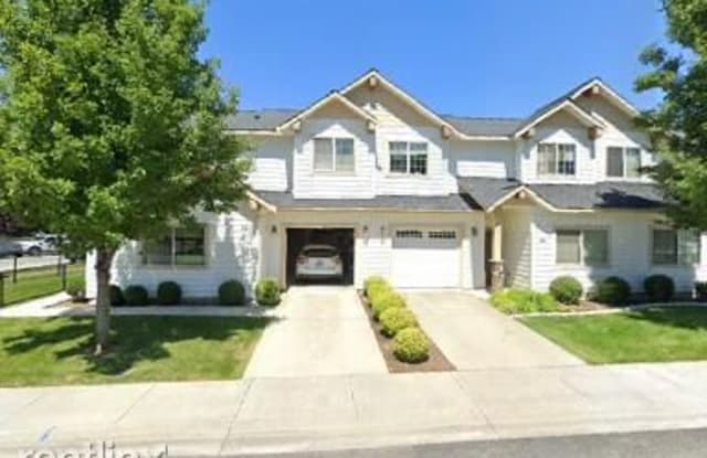 860 W Willow Lake Loop - 860 West Willow Lake Loop, Coeur d'Alene, ID 83815