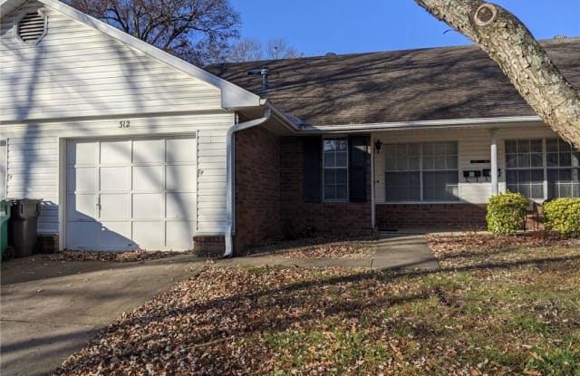 312  S 11th  PL - 312 South 11th Place, Rogers, AR 72756